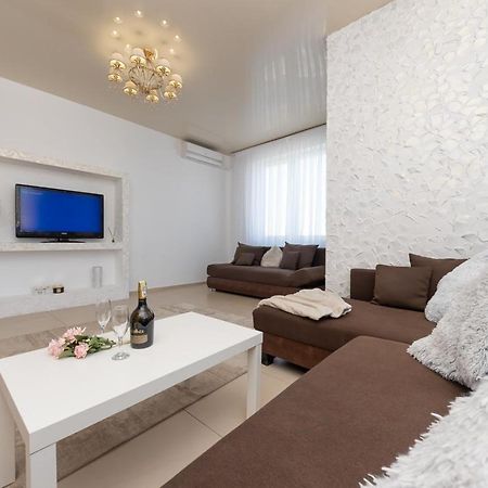 Apartment Obolon Natalka Park Киев Экстерьер фото