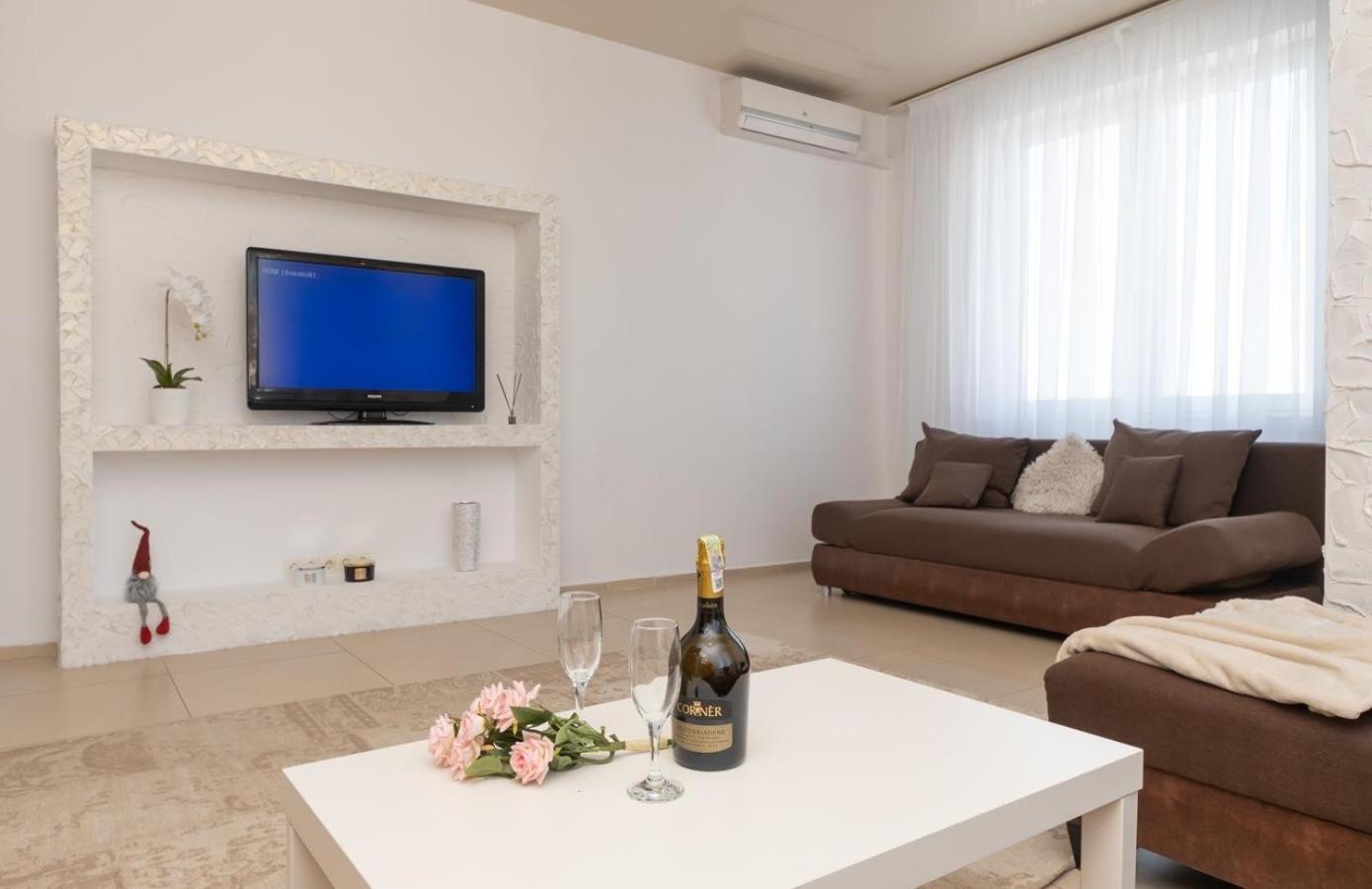Apartment Obolon Natalka Park Киев Экстерьер фото